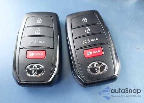 2026 Toyota Corolla Xse z USA, uszkodzony, nr VIN 5YFT4MCE6TP257769